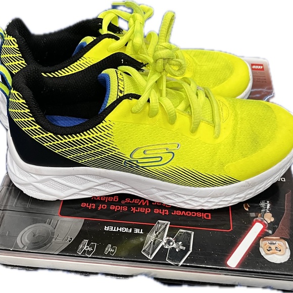 Skechers Kids' Lime Green Sneakers - Picture 2 of 11